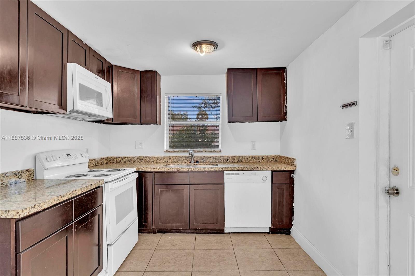 WASHINGTON PARK THIRD ADD - Residential Lease