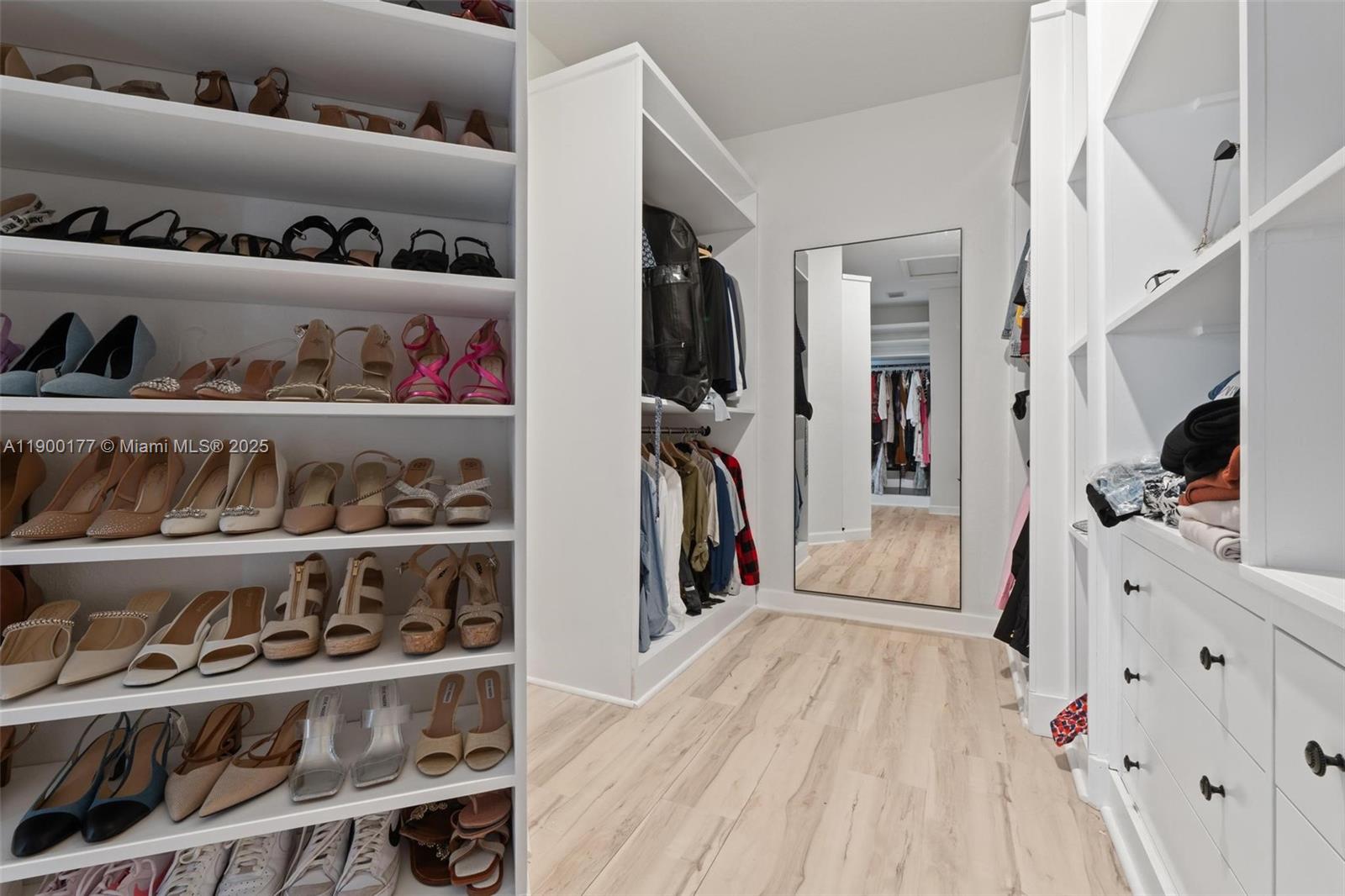 CALDWELL MARTIN - Residential