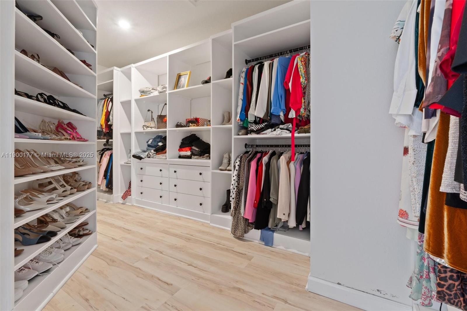 CALDWELL MARTIN - Residential