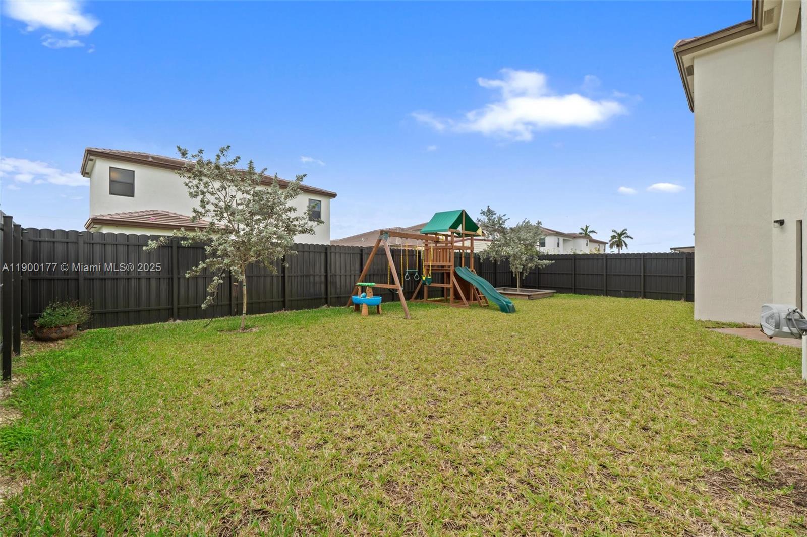 CALDWELL MARTIN - Residential