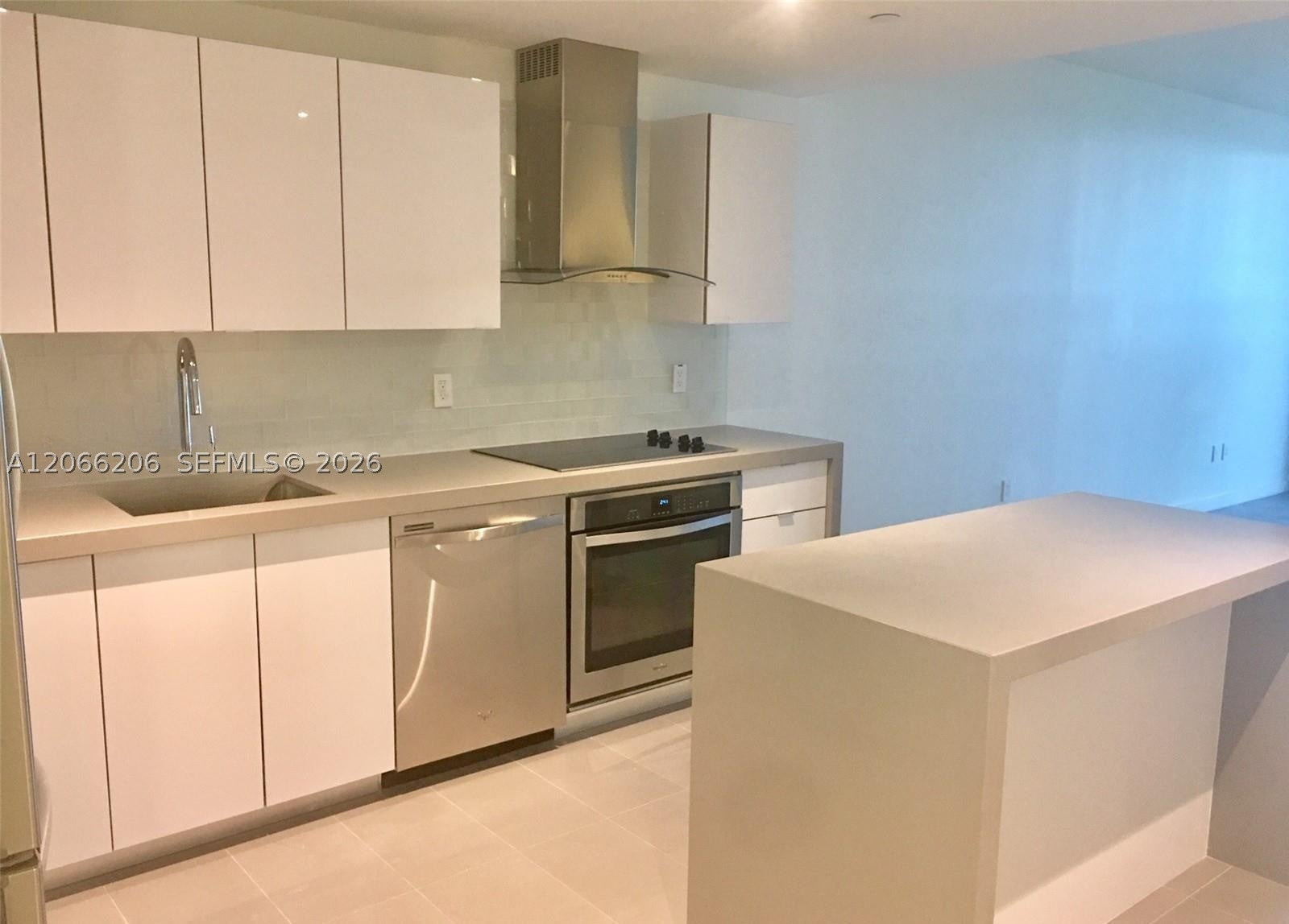 1600 NE 1st Ave 1512