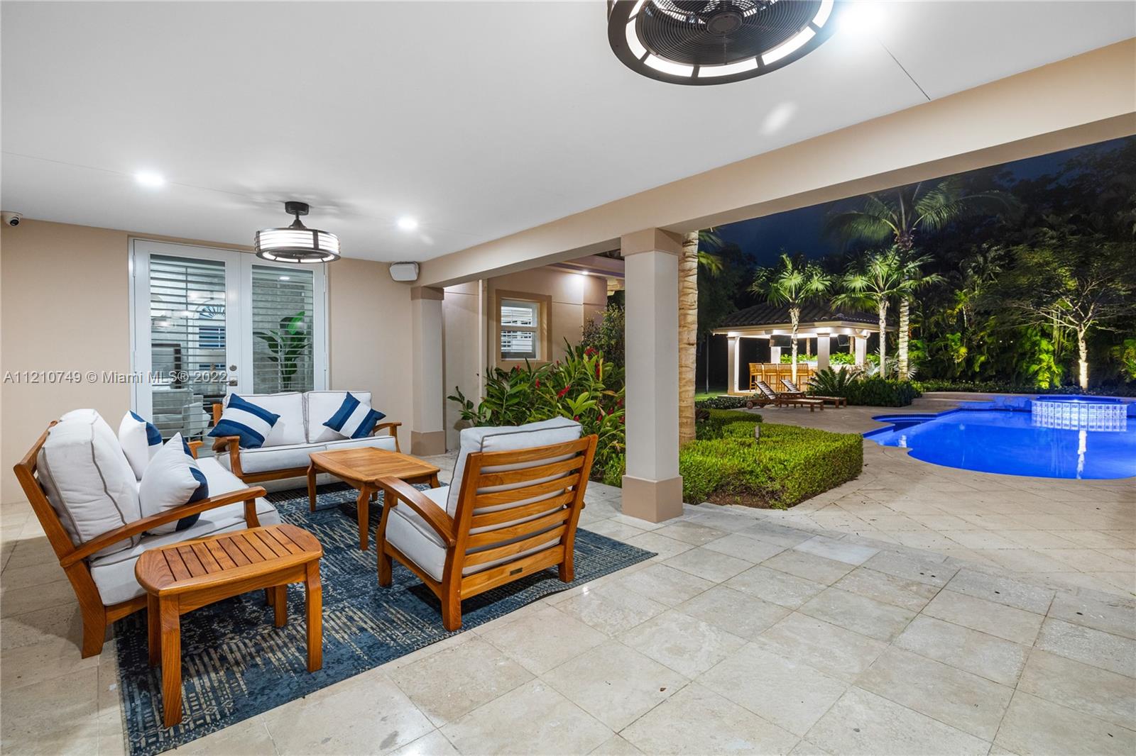 COLLINS ACRES - Residential