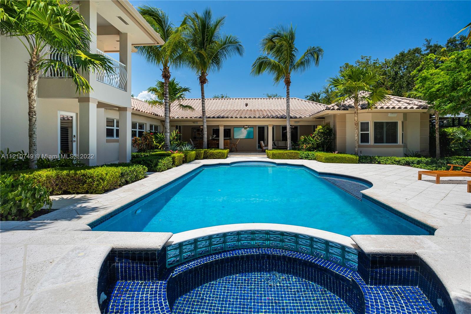 COLLINS ACRES - Residential