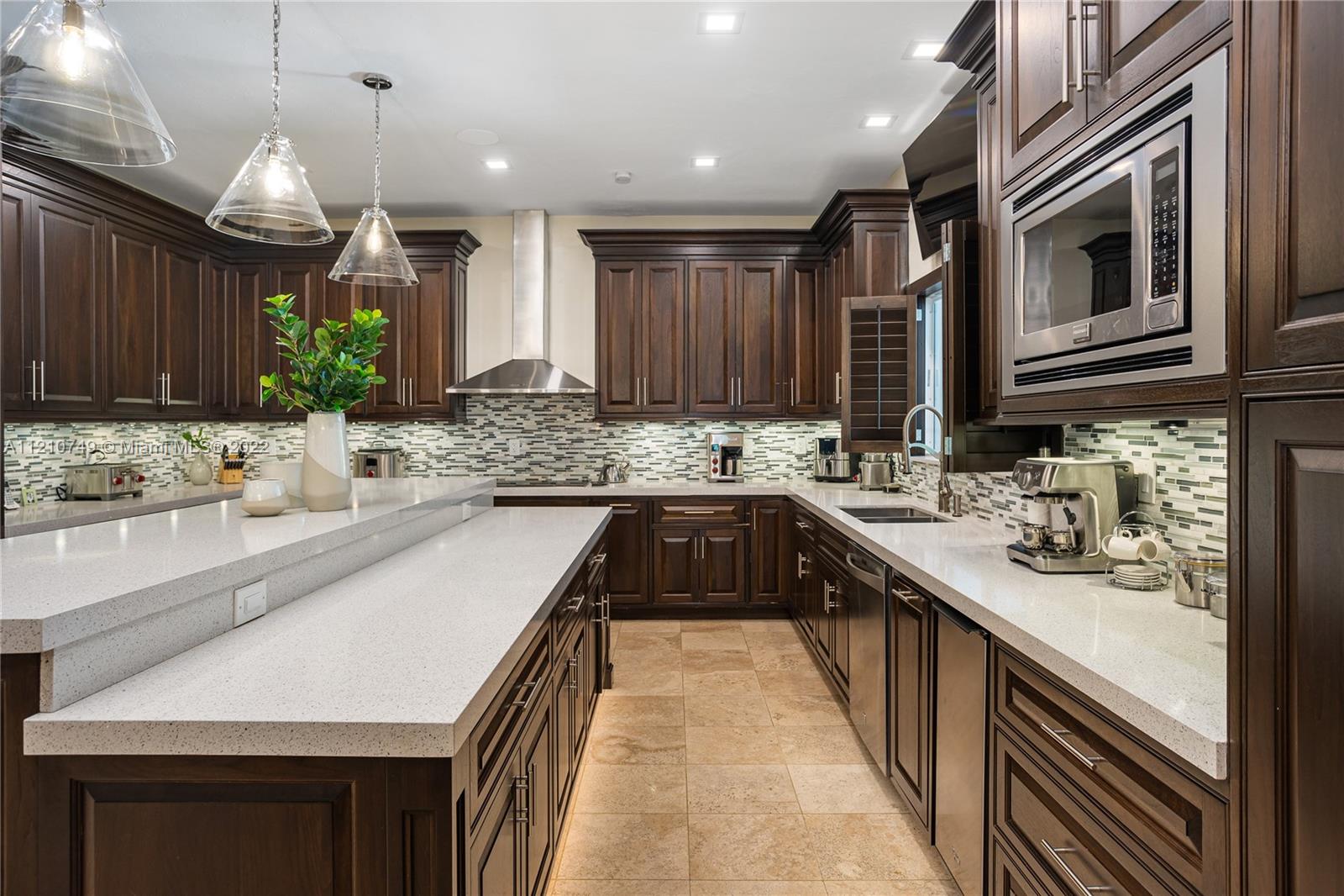 COLLINS ACRES - Residential