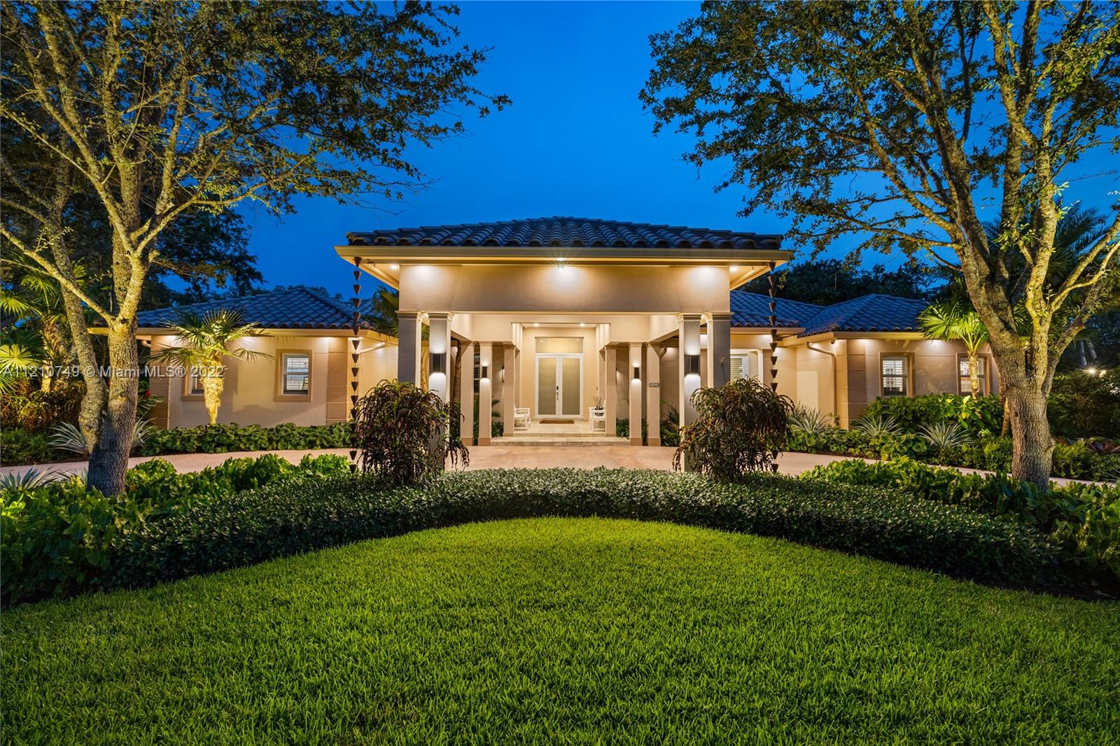 COLLINS ACRES - Residential