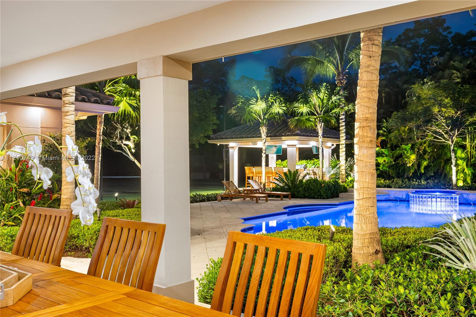 COLLINS ACRES - Residential