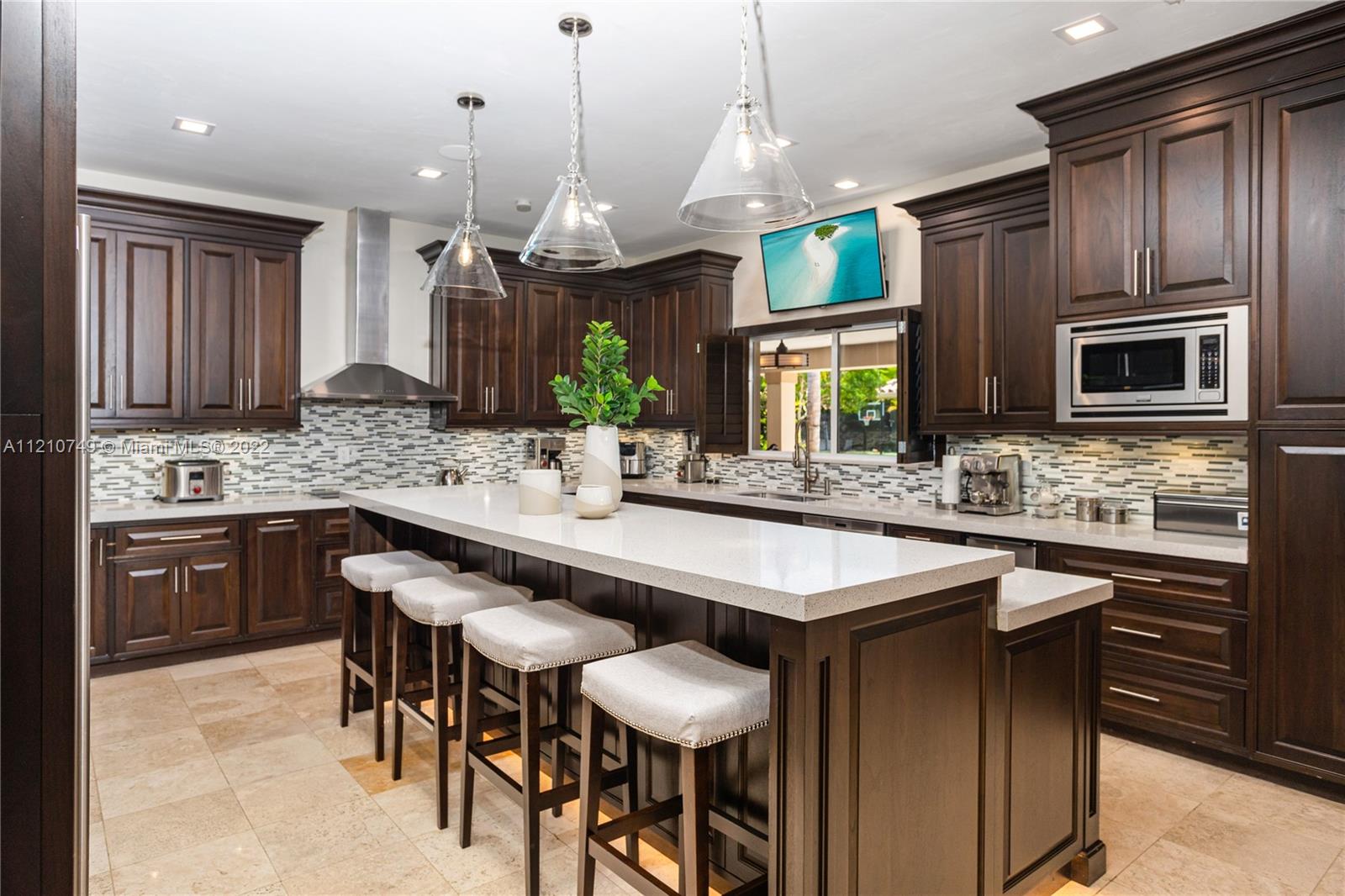 COLLINS ACRES - Residential