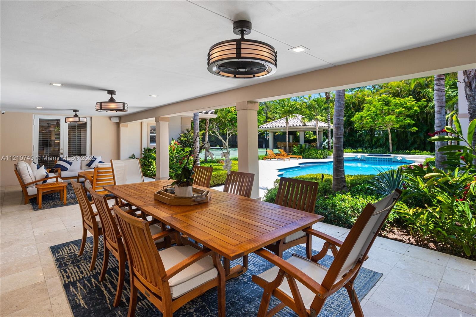 COLLINS ACRES - Residential