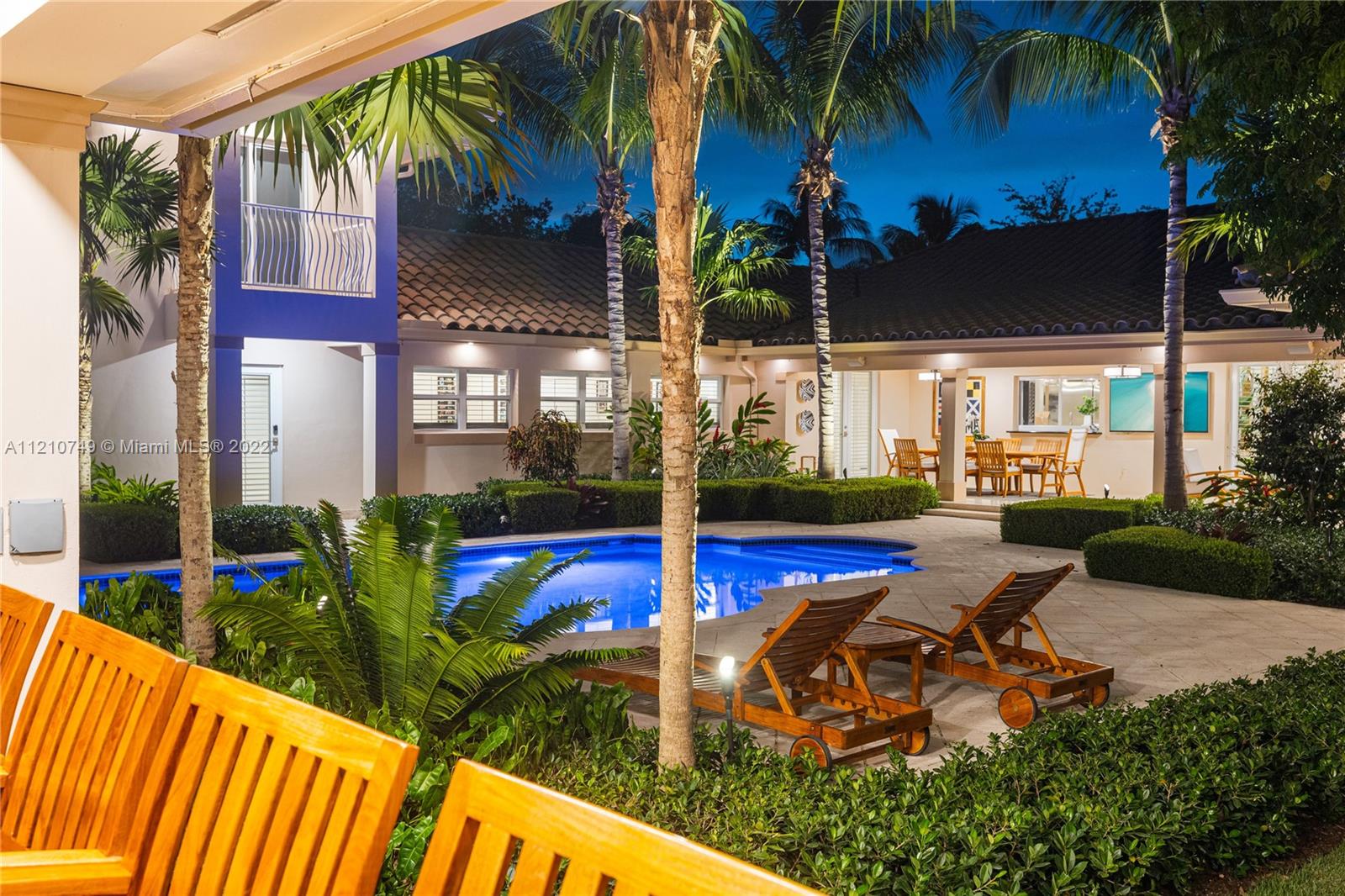 COLLINS ACRES - Residential