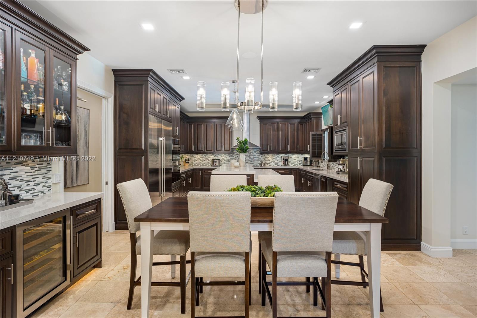 COLLINS ACRES - Residential