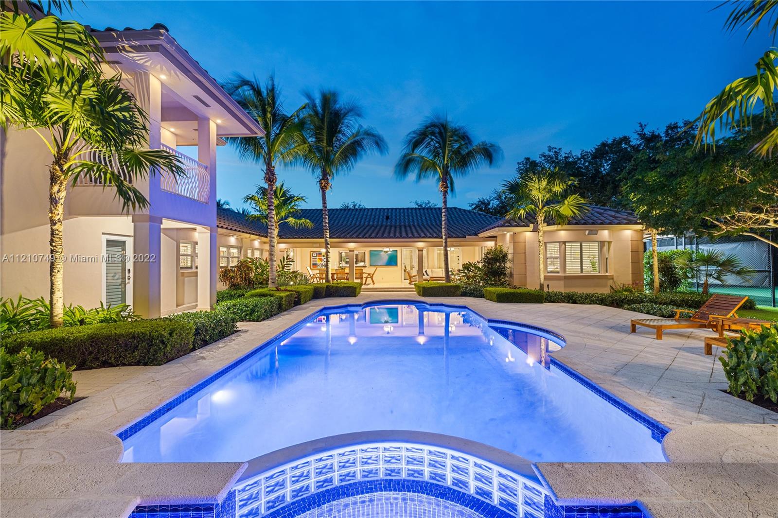 COLLINS ACRES - Residential