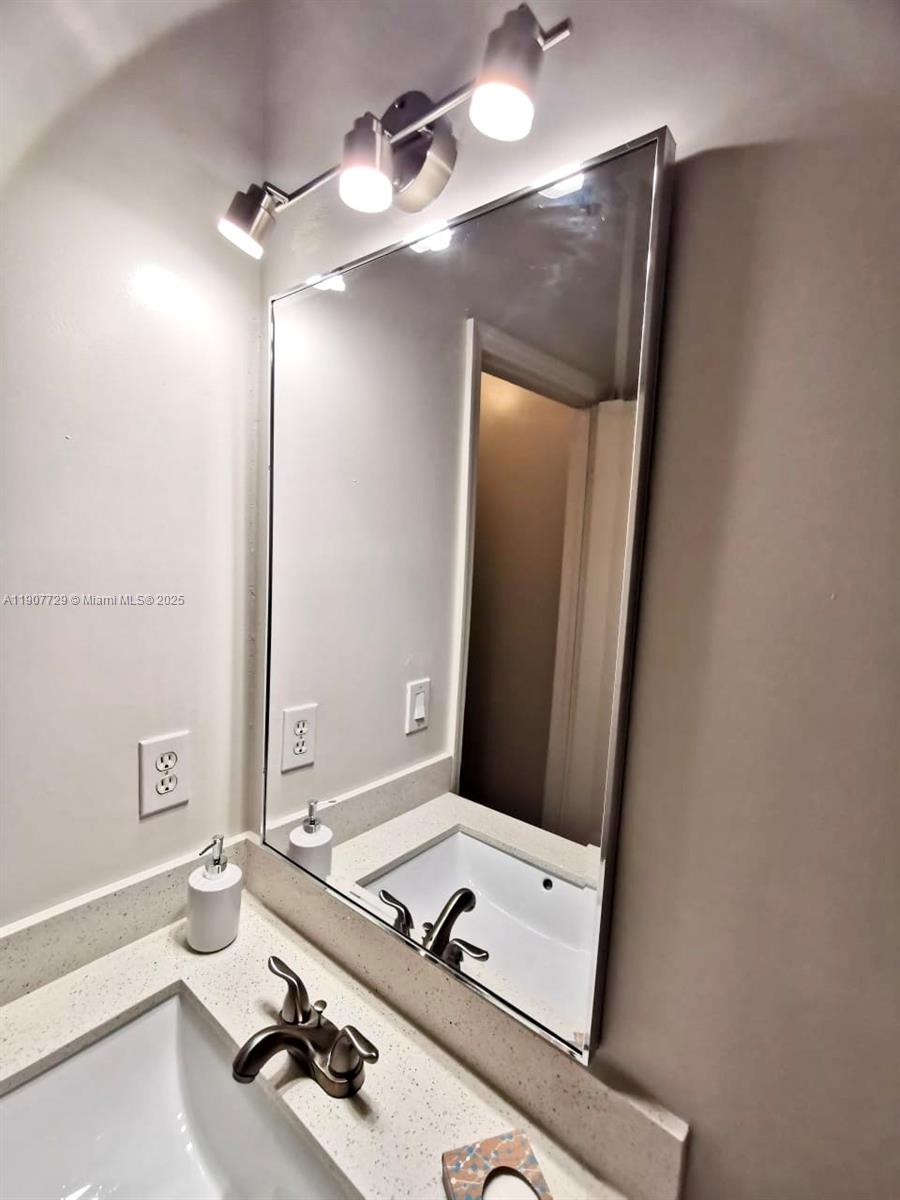 THE GATES AT DORAL ISLES - Residential