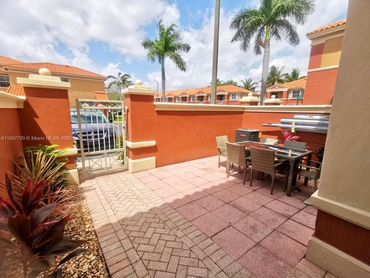 THE GATES AT DORAL ISLES - Residential