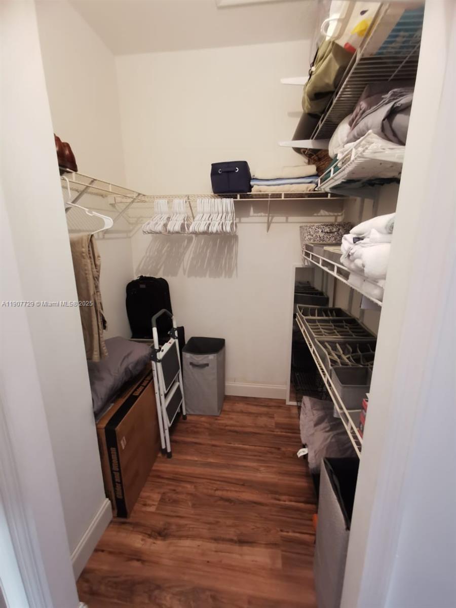 THE GATES AT DORAL ISLES - Residential