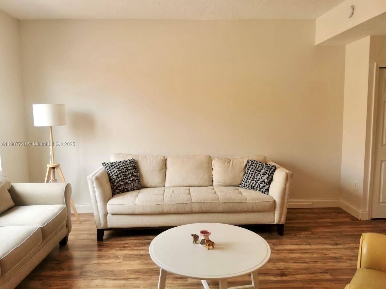 THE GATES AT DORAL ISLES - Residential