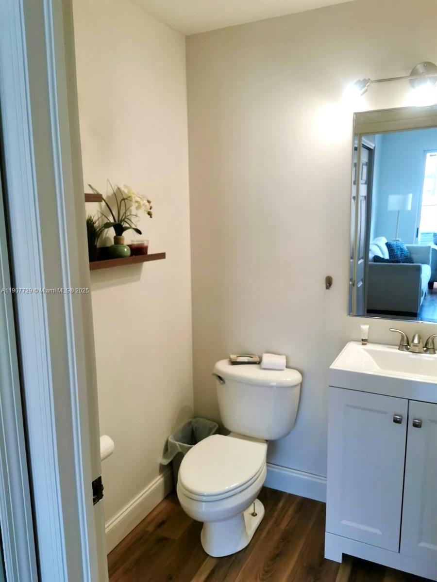 THE GATES AT DORAL ISLES - Residential