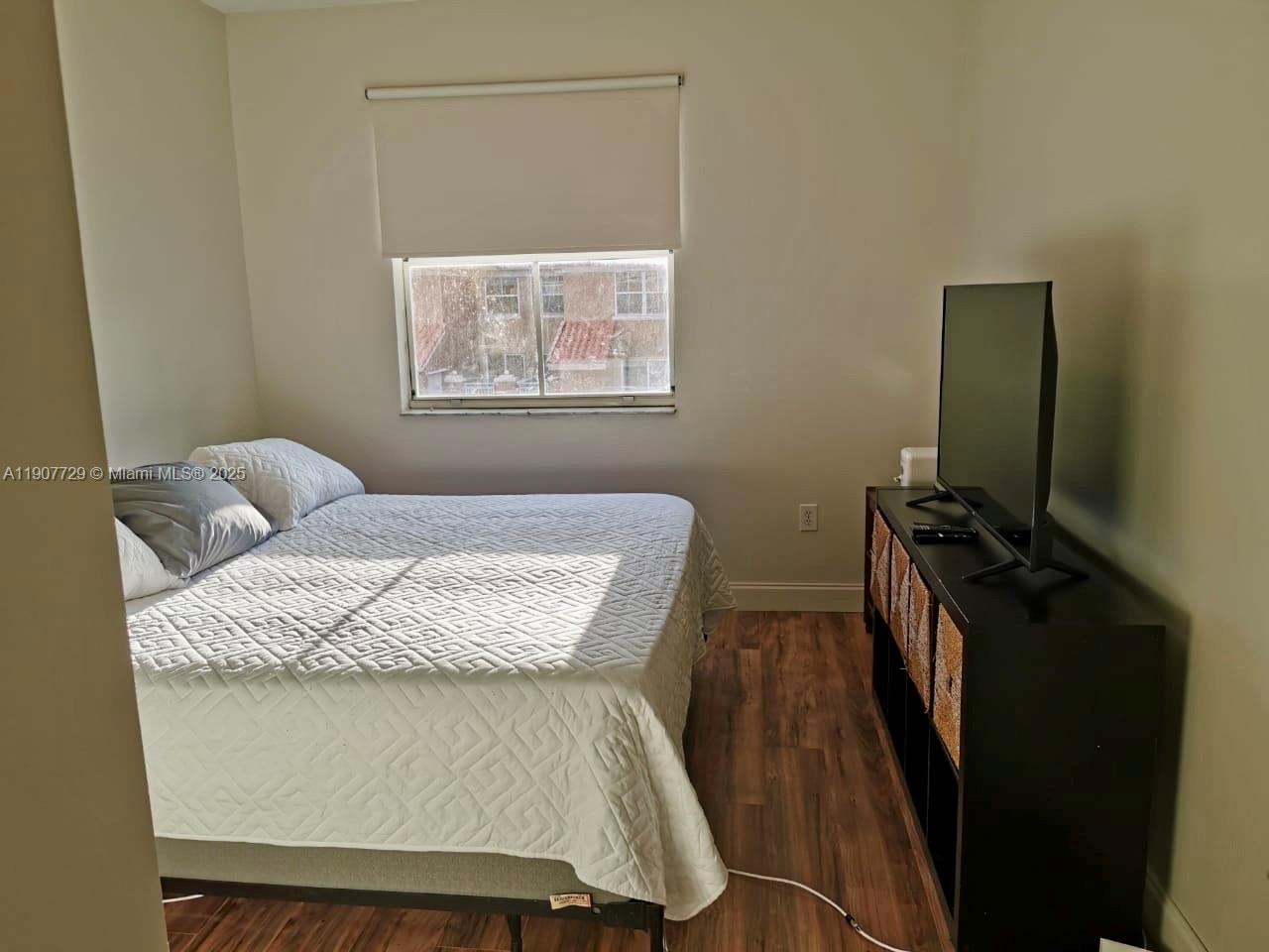 THE GATES AT DORAL ISLES - Residential