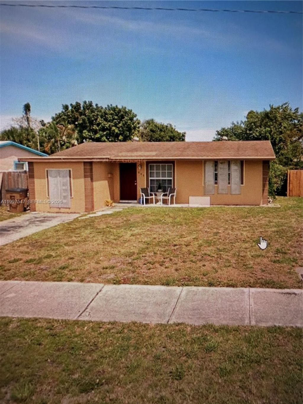 Photo of 648 NW 2nd Ter, Deerfield Beach, FL 33441 (MLS # A11997547)