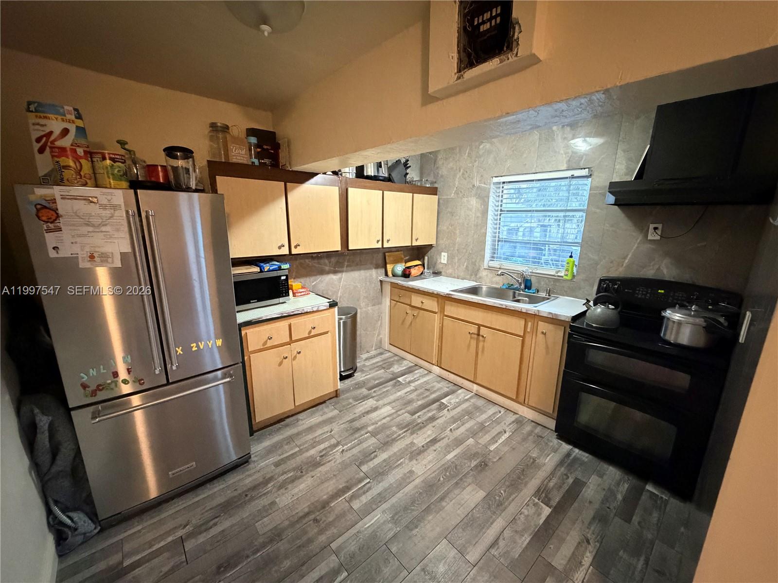 COLLEGE PARK - Residential