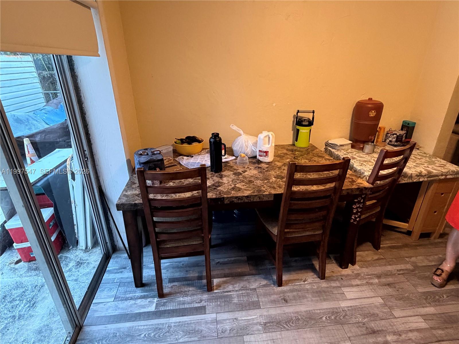 COLLEGE PARK - Residential