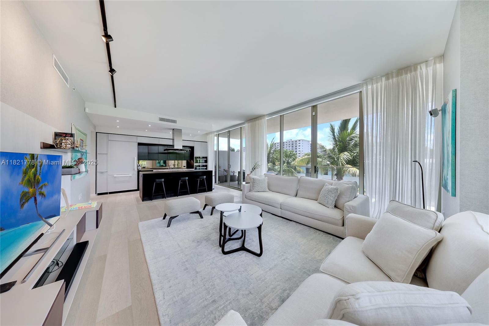 Property for Sale at 300 Collins Ave 3D, Miami Beach, Miami-Dade County, Florida - Bedrooms: 2 
Bathrooms: 3  - $2,800,000