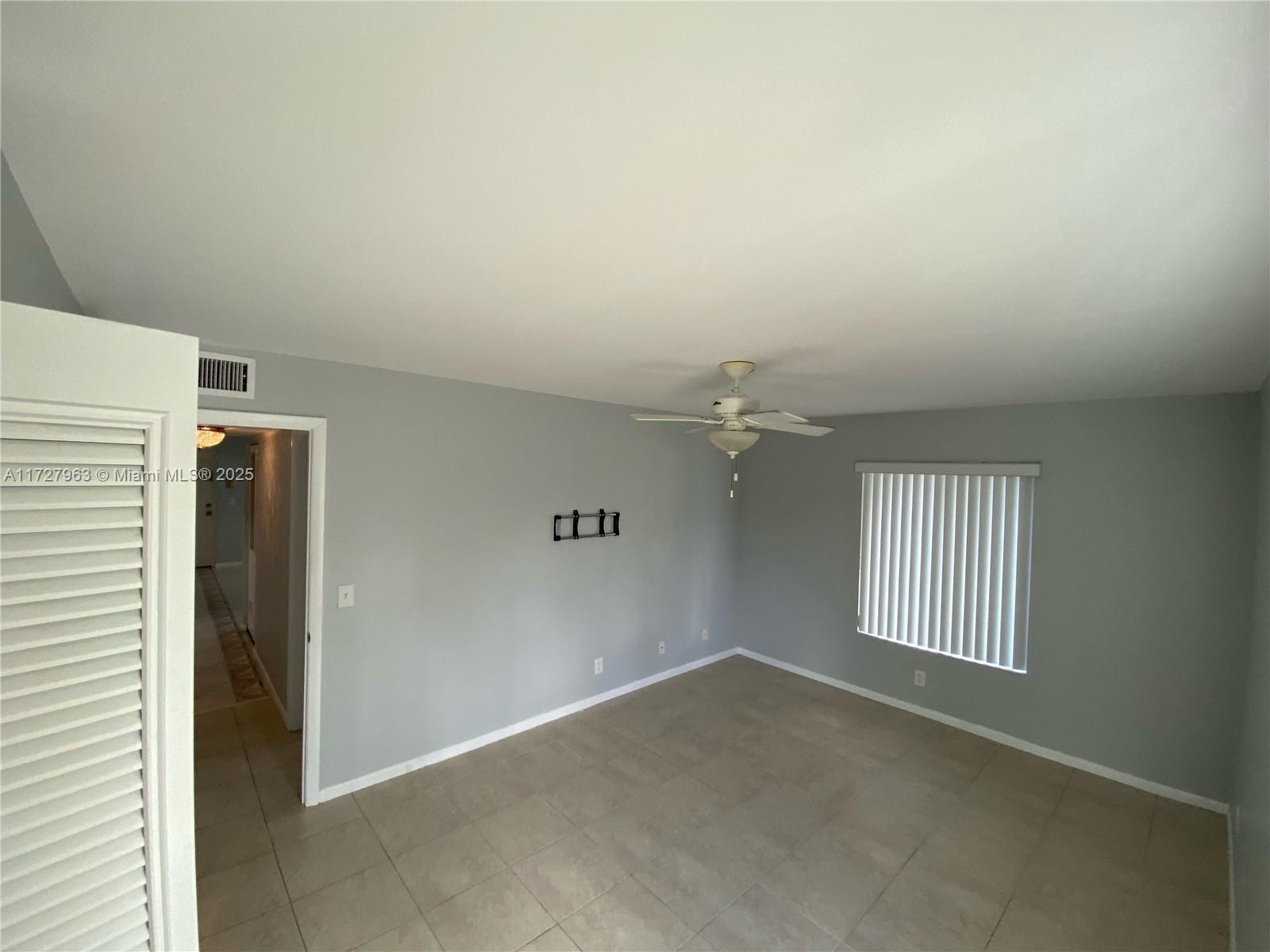PINE RIDGE NORTH VILLAGE - Residential