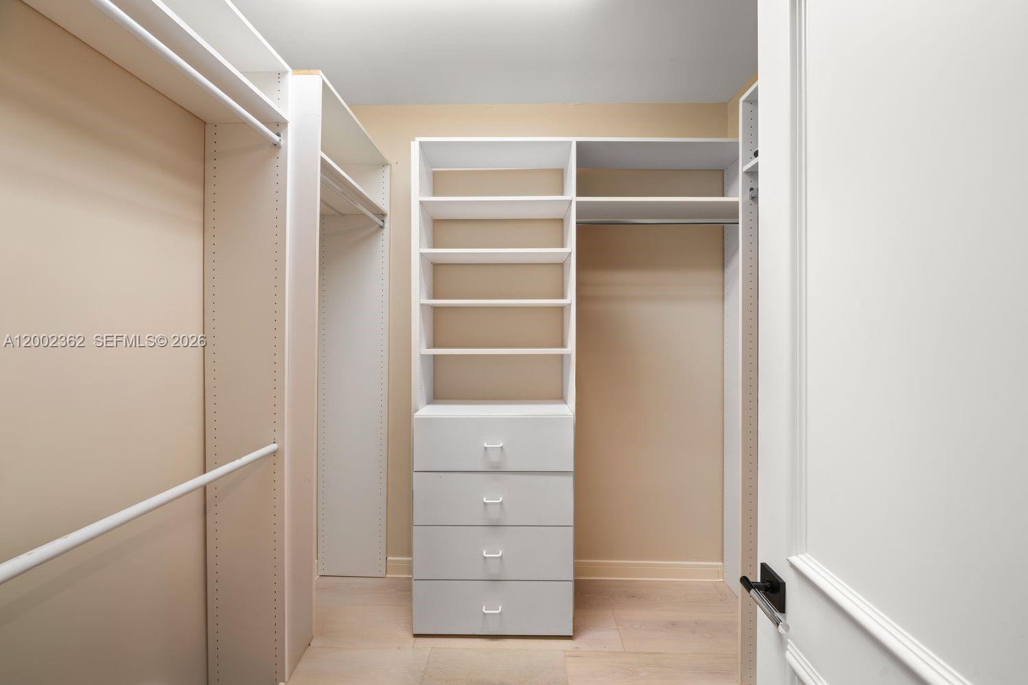 LAUDERDALE SHORES REAMEN - Residential