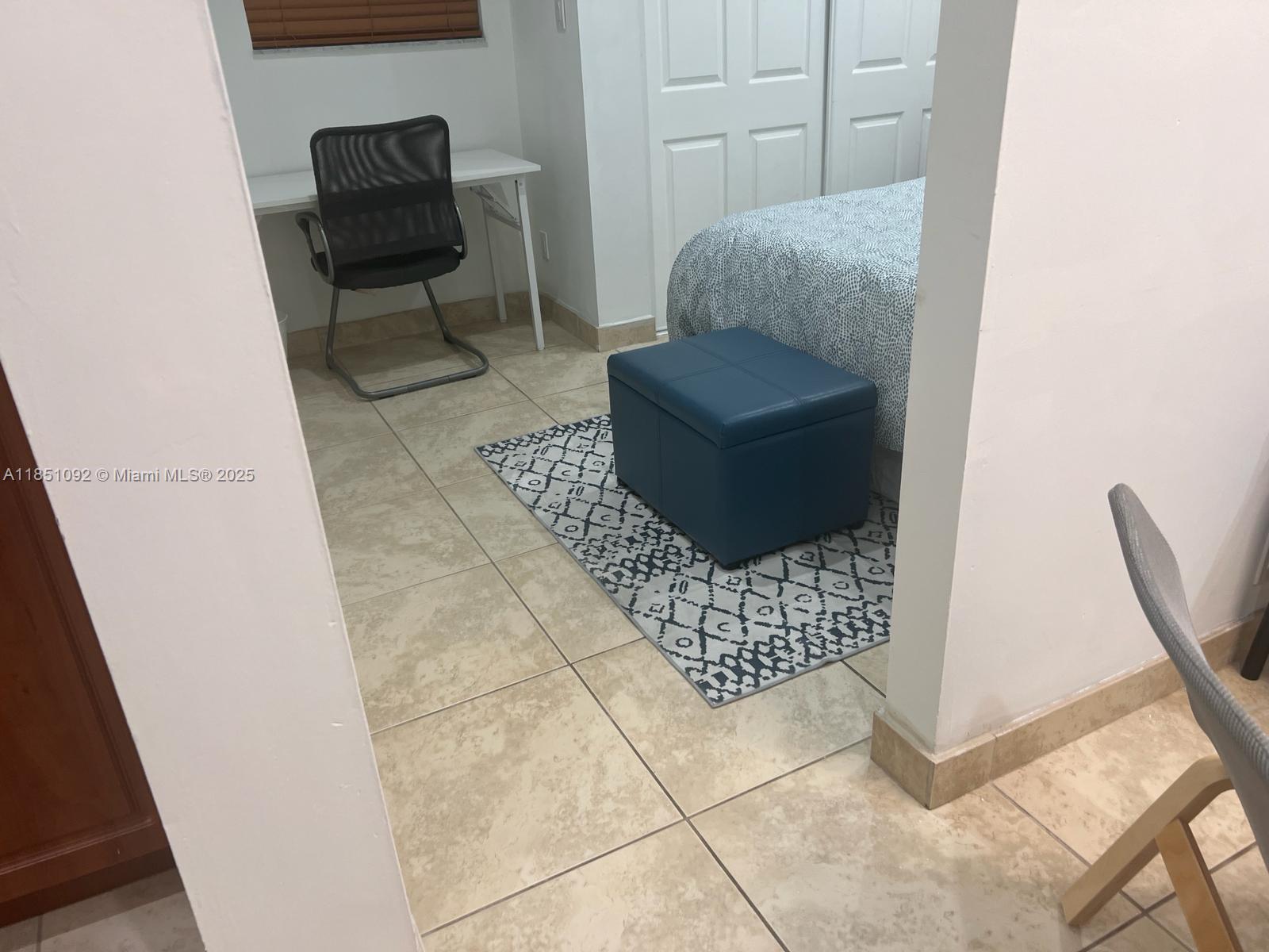 KENSINGTON PARK - Residential