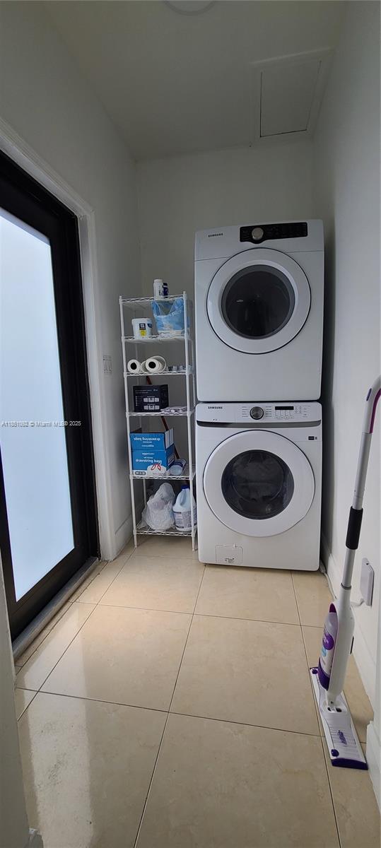 KENSINGTON PARK - Residential