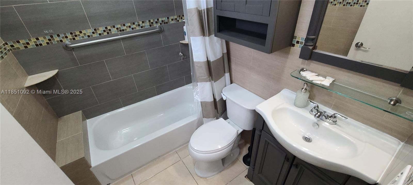 KENSINGTON PARK - Residential