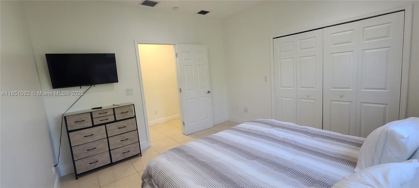 KENSINGTON PARK - Residential