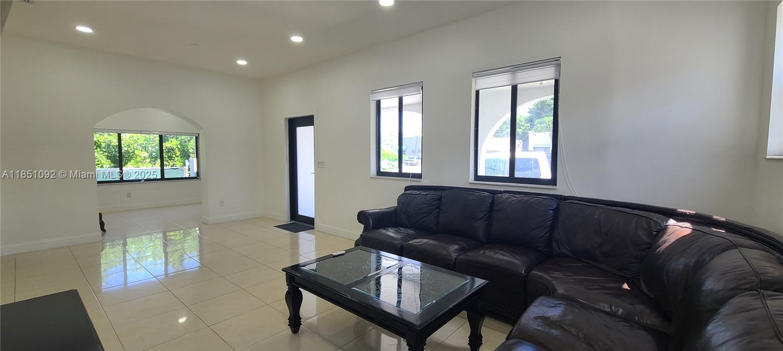 KENSINGTON PARK - Residential