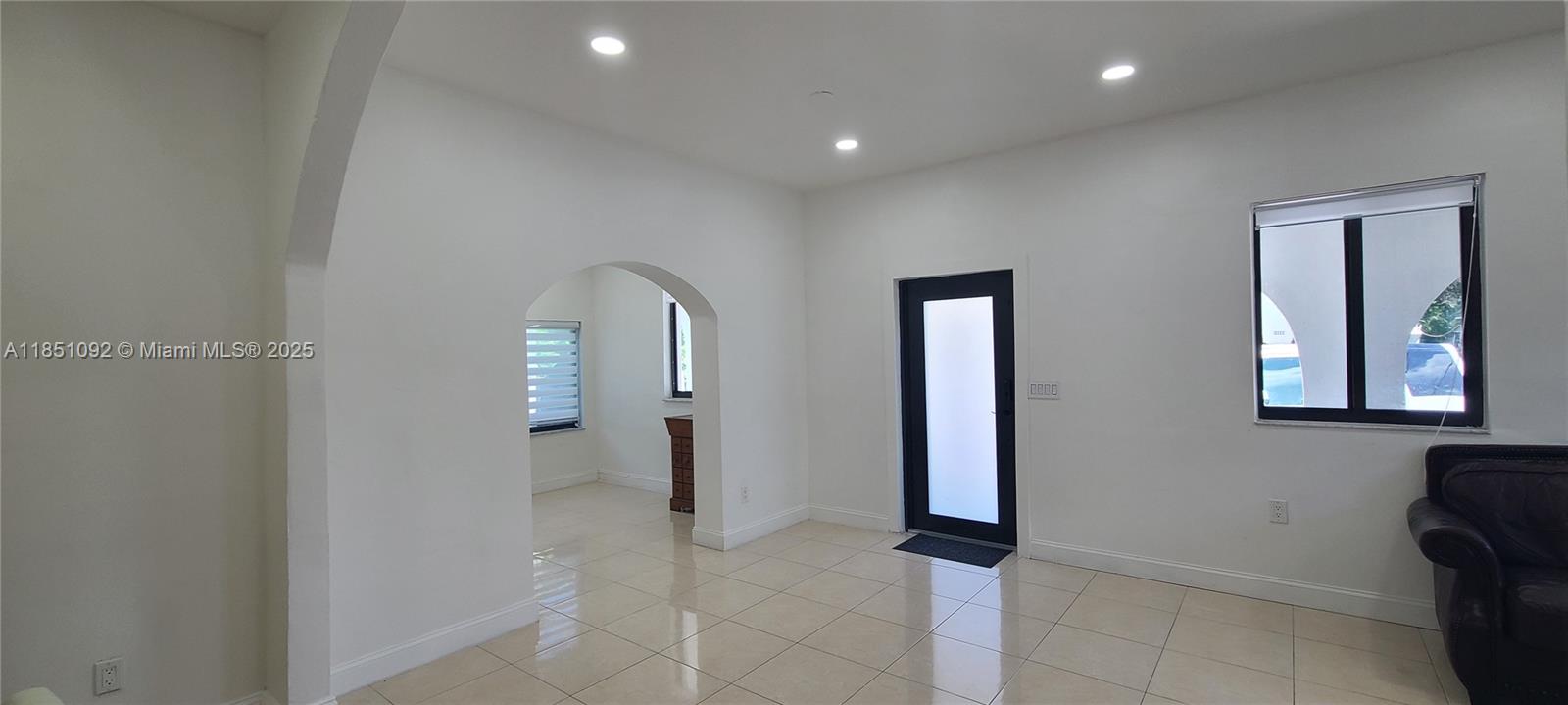 KENSINGTON PARK - Residential