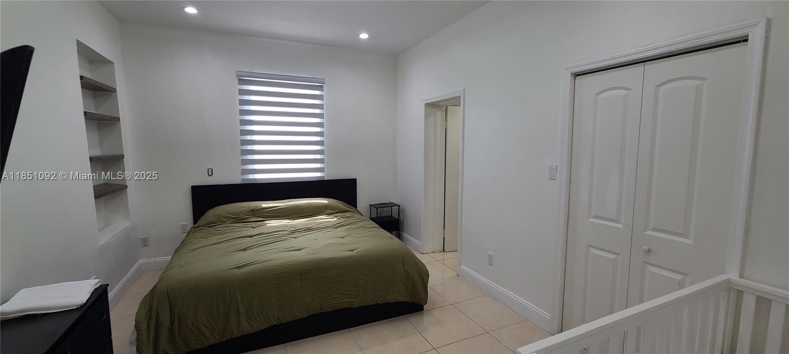 KENSINGTON PARK - Residential