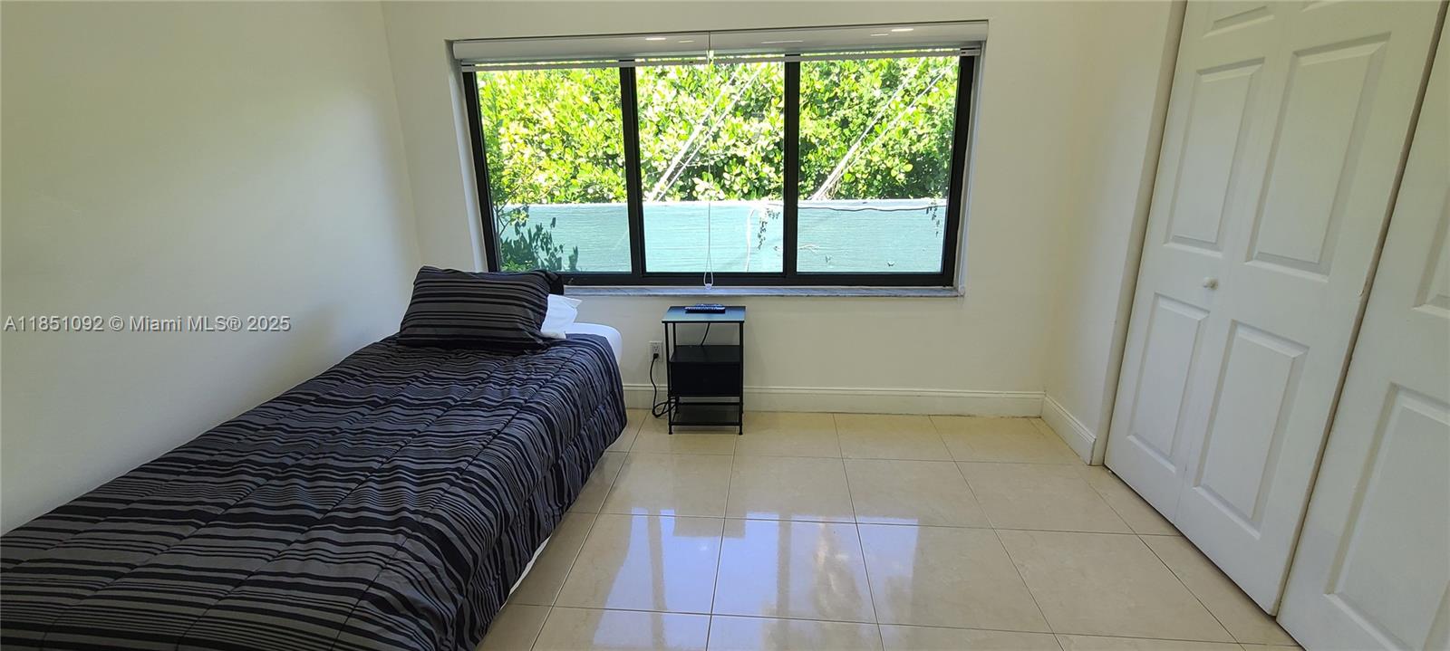 KENSINGTON PARK - Residential