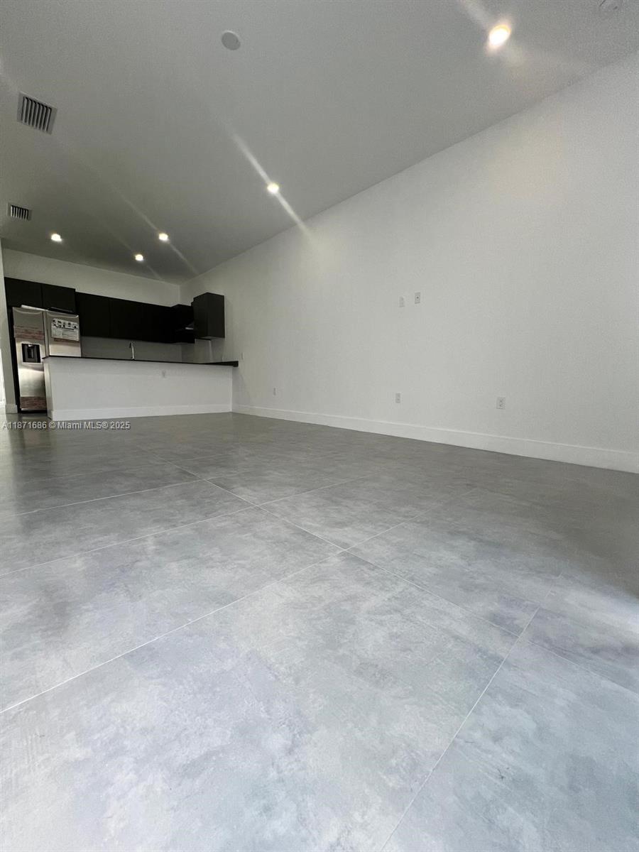 ARROWHEAD ESTATES - Residential