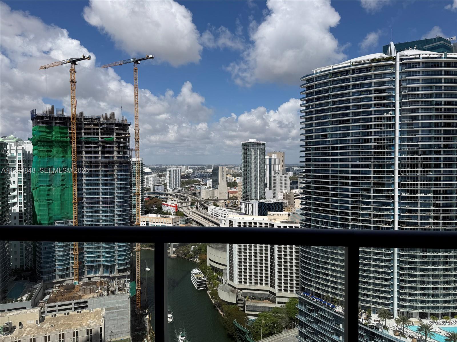 ICONBRICKELL CONDO NO 1 - Residential