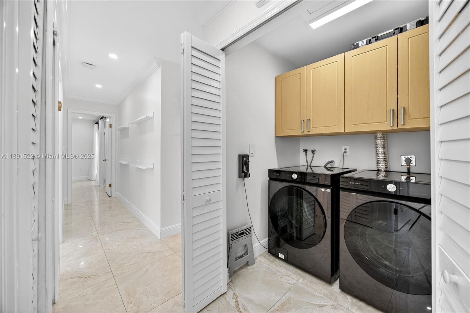 BIRD ESTATES - Residential Lease