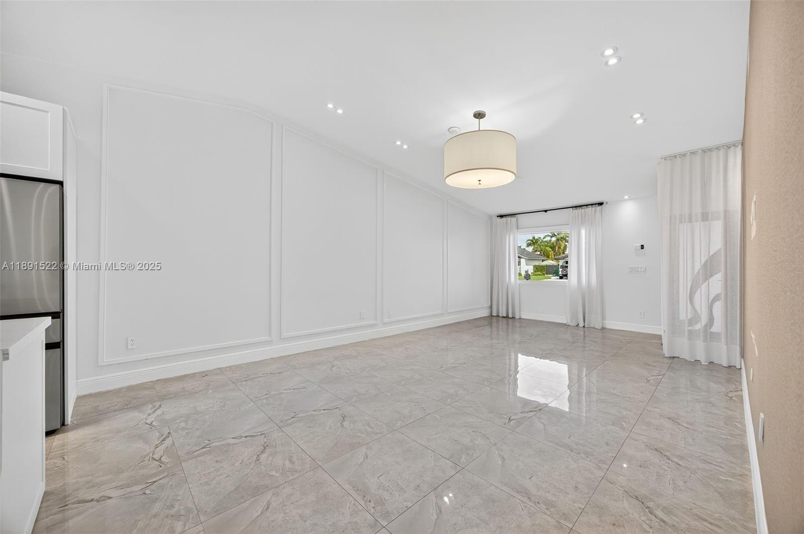 BIRD ESTATES - Residential Lease