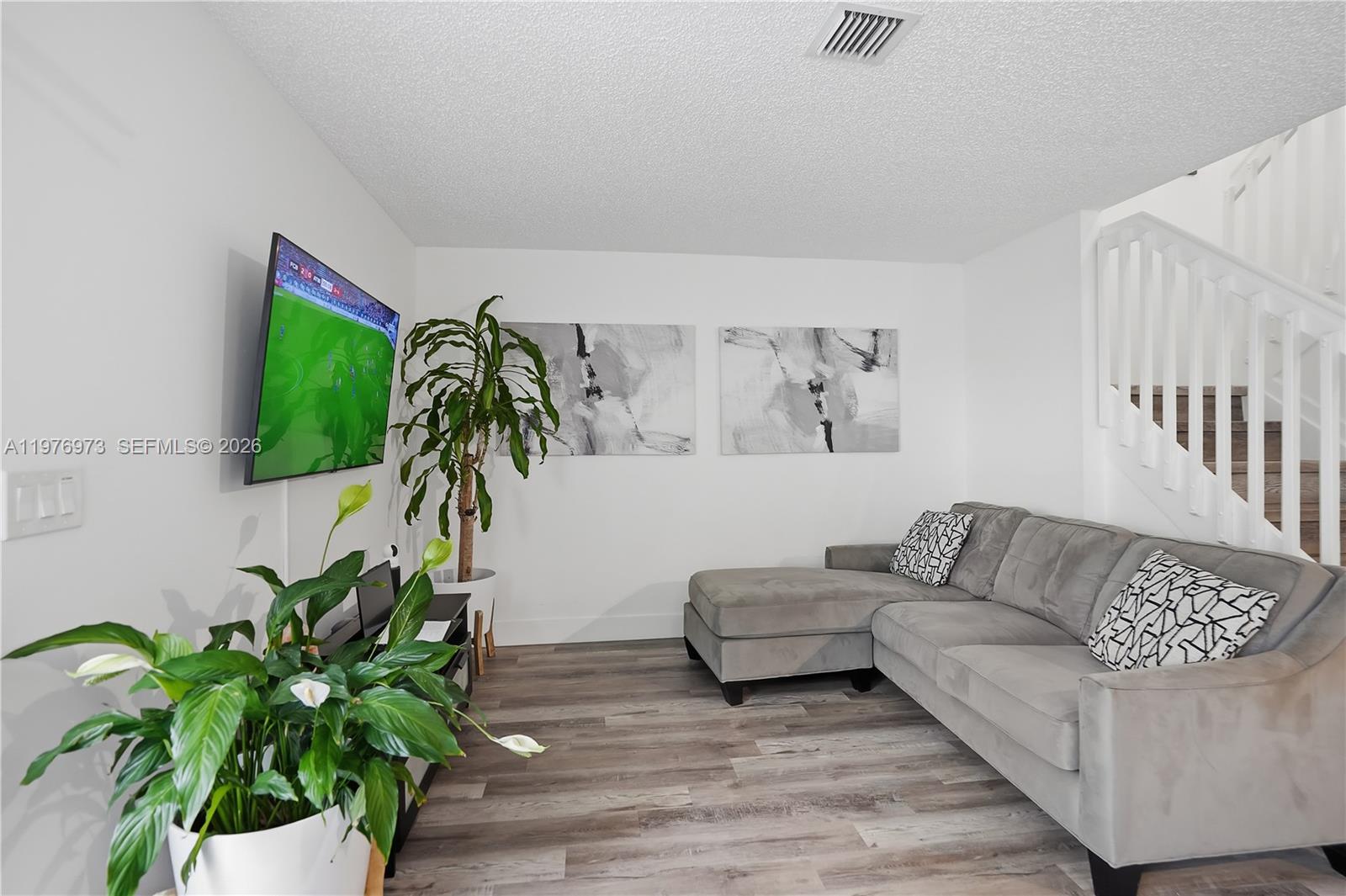 OLYMPIA & YORK RESIDENTIA - Residential