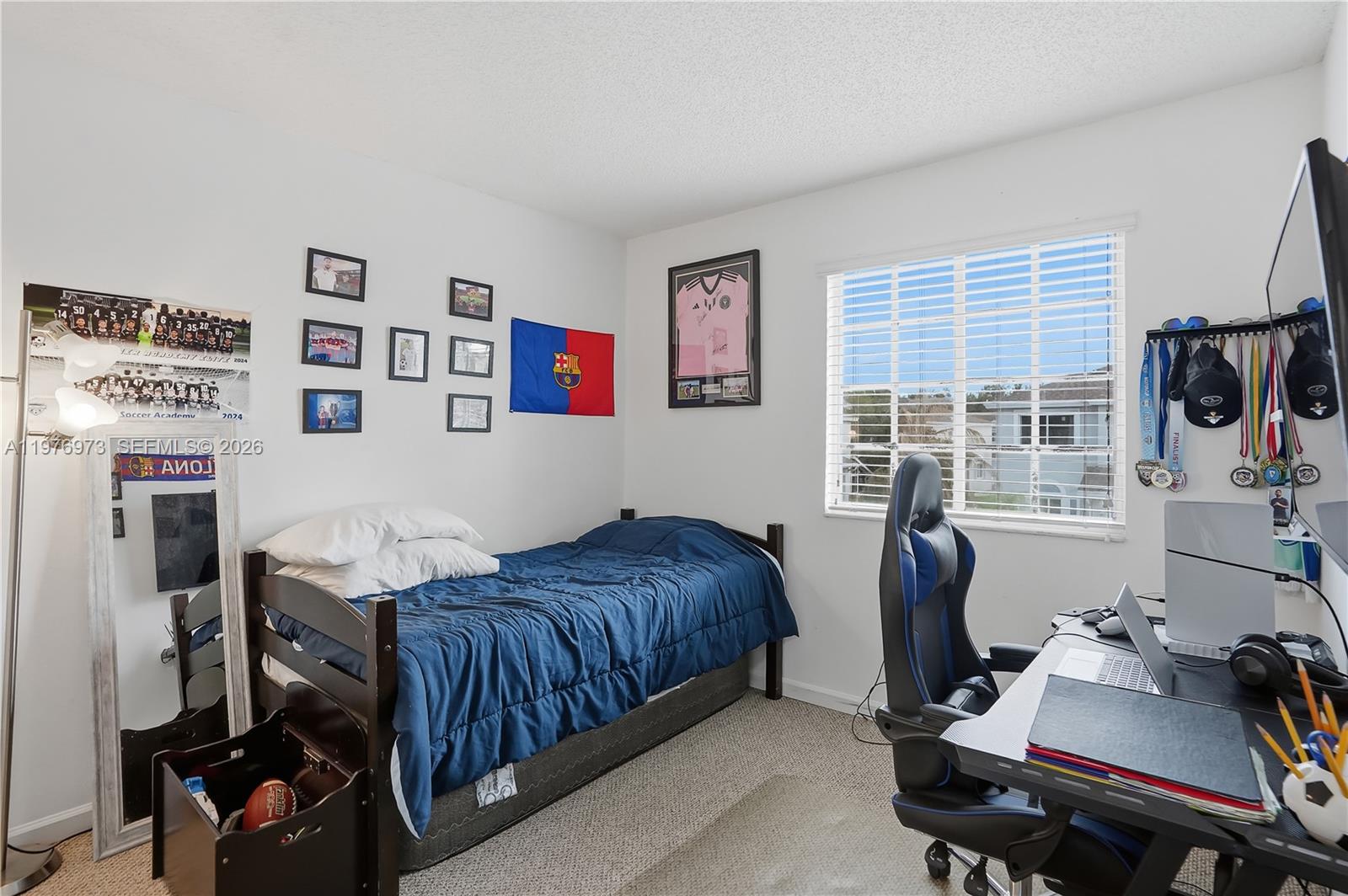 OLYMPIA & YORK RESIDENTIA - Residential