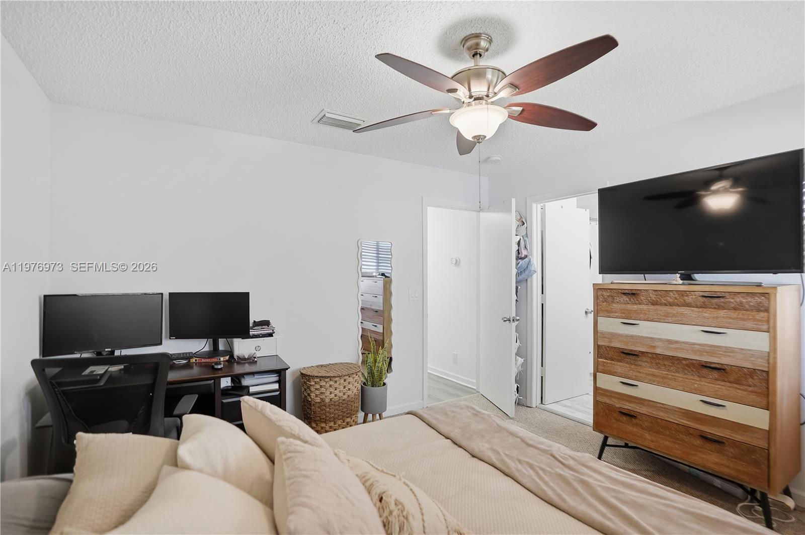 OLYMPIA & YORK RESIDENTIA - Residential