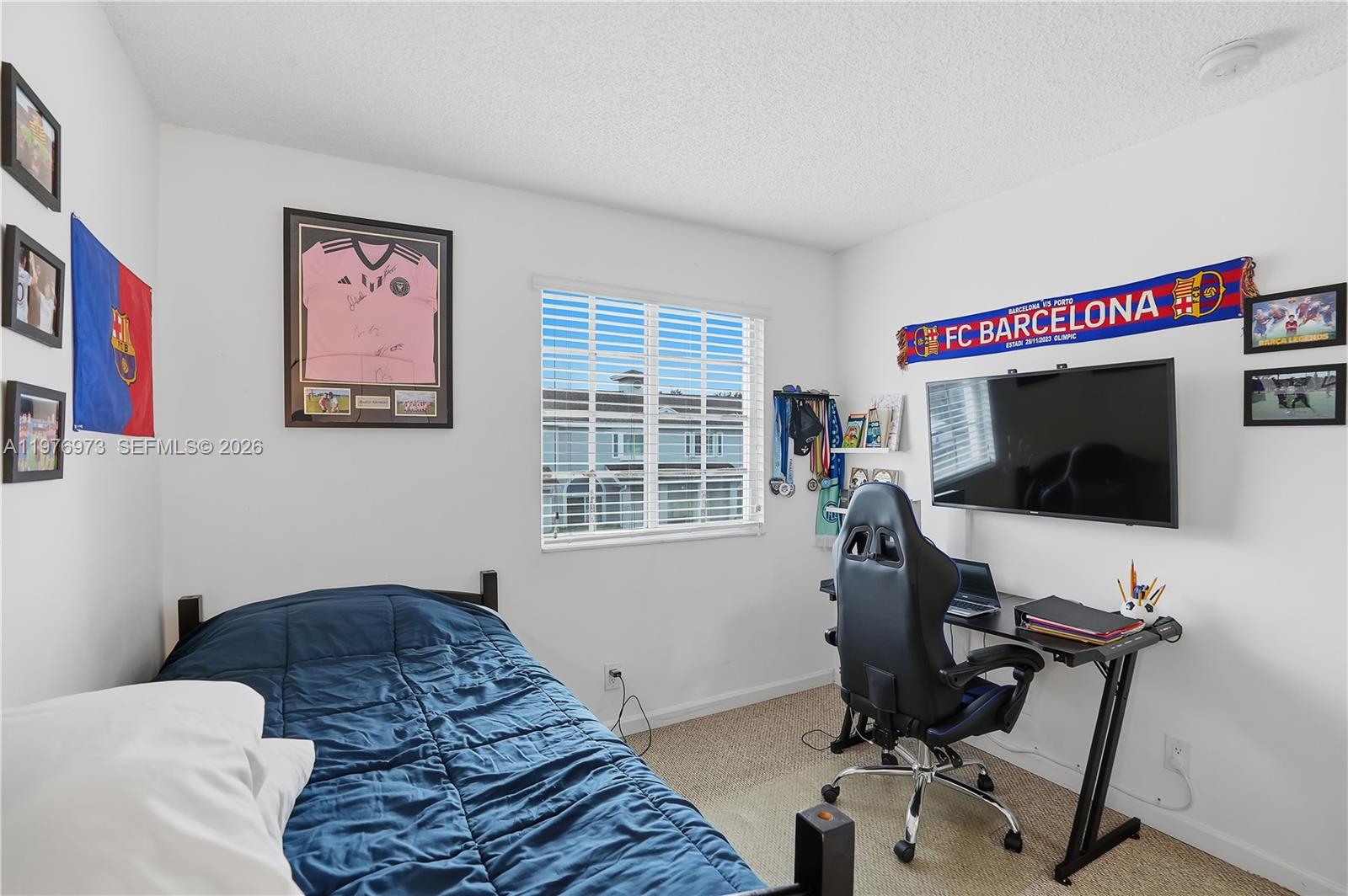 OLYMPIA & YORK RESIDENTIA - Residential