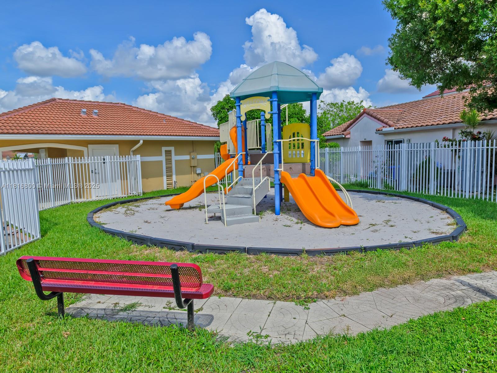 DIMENSIONS NORTH AT CHAPE - Residential