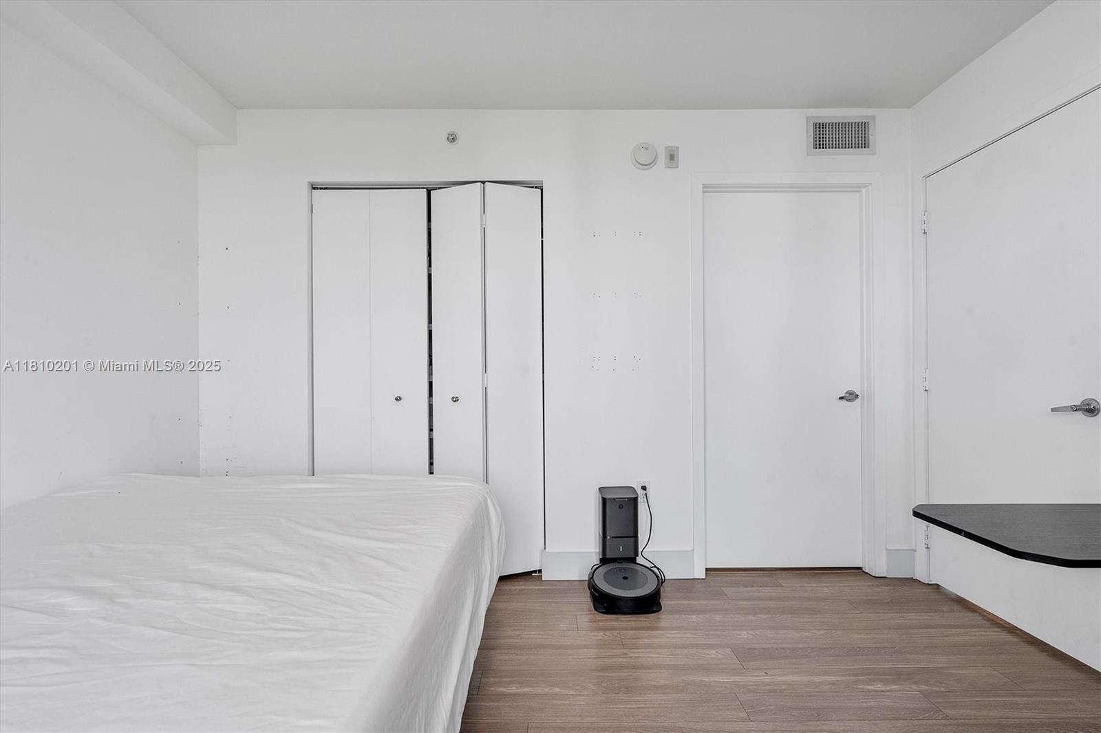 BAY HARBOR CLUB CONDO - Residential