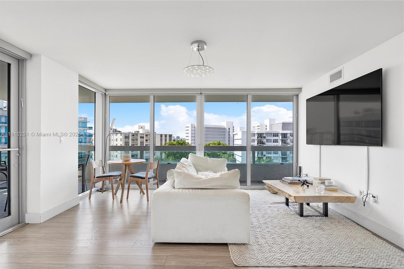 BAY HARBOR CLUB CONDO - Residential