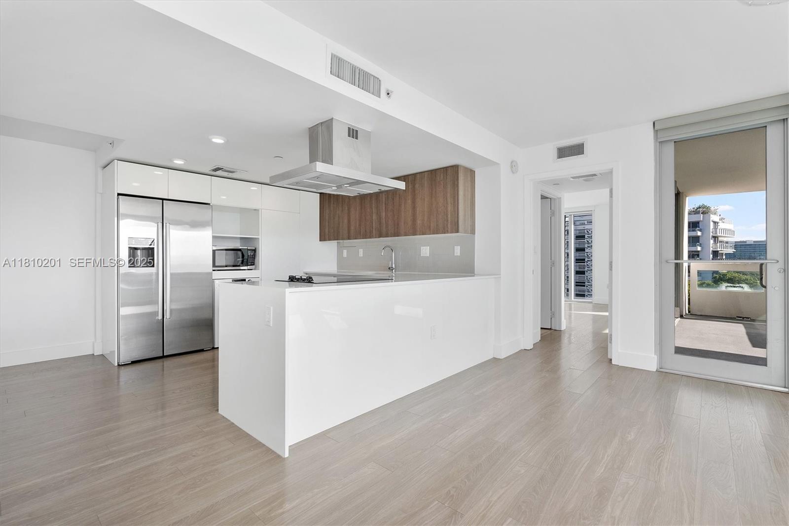 BAY HARBOR CLUB CONDO - Residential