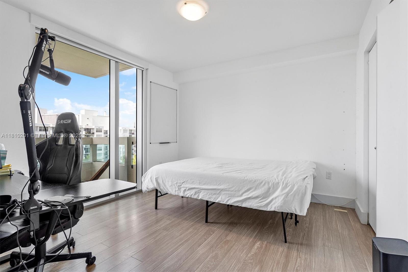 BAY HARBOR CLUB CONDO - Residential