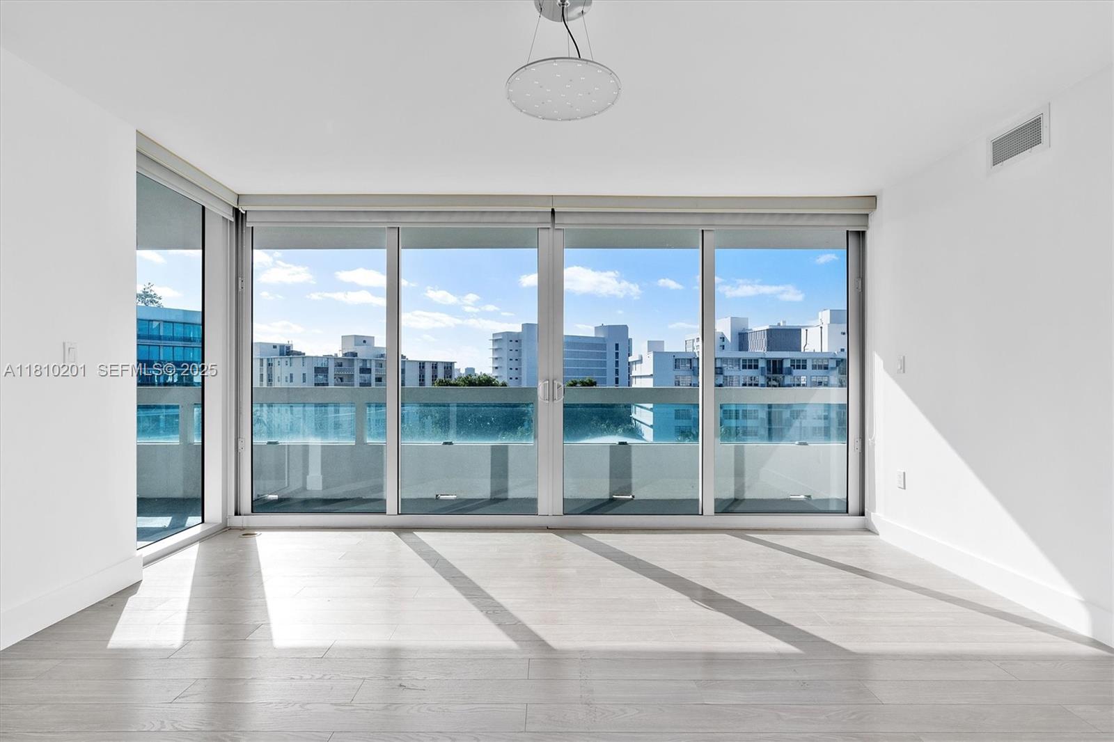 BAY HARBOR CLUB CONDO - Residential