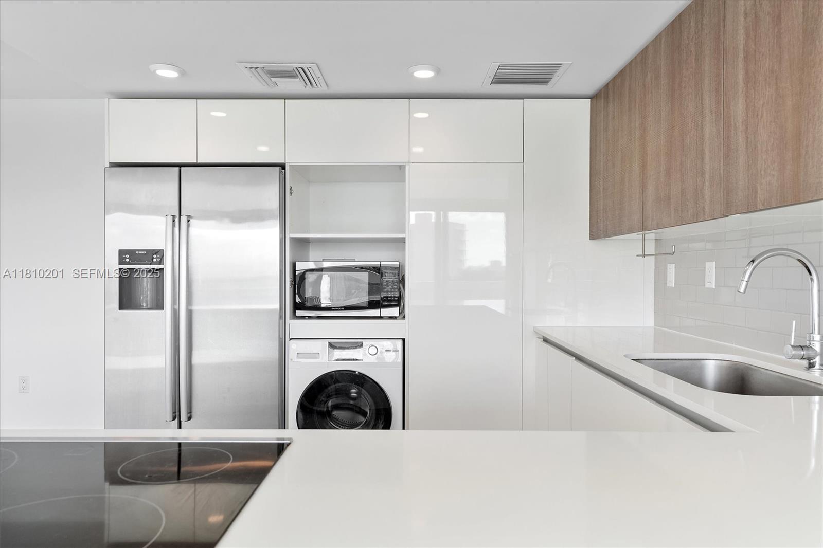 BAY HARBOR CLUB CONDO - Residential